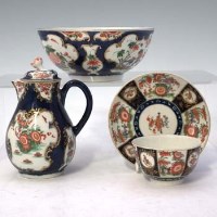 Lot 324 - Worcester jug (lidded) bowl, and a tea bowl and saucer.