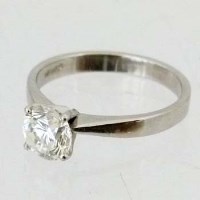 Lot 561 - Single stone diamond ring 1.24ct, in 950 platinum.