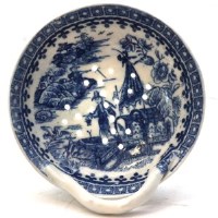 Lot 92 - Caughley drainer.