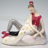 Lot 171 - Royal Doulton figure unissued.