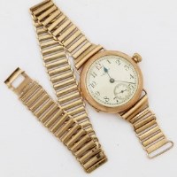 Lot 280 - Waltham 9ct wristwatch and strap.