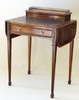 Lot 528 - Edwardian mahogany lady's writing desk banded in satinwood