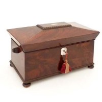 Lot 37 - Tea caddy.