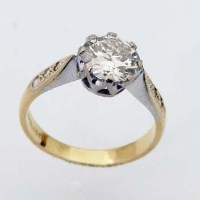 Lot 377 - Single stone diamond ring, approximately 1.1ct