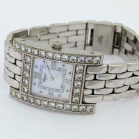 Lot 418 - Chopard white gold and diamond lady's wrist