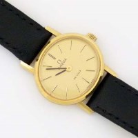 Lot 438 - Lady's 18ct gold cased Omega De Ville wristwatch