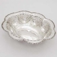 Lot 205 - Birmingham silver lobed fruit bowl.