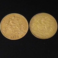 Lot 256 - George V Half sovereign 1926 South Africa mint