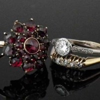 Lot 260 - Single Stone Diamond Ring, 5 Stone Diamomd Ring