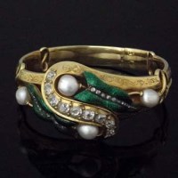 Lot 328 - Art nouveau diamond, yellow gold, guilloche
