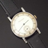 Lot 362 - Jaeger-LeCoultre wrist watch.