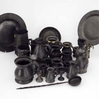 Lot 7 - Collection of pewter measures and other items
