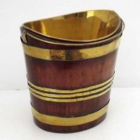 Lot 33 - Peat bucket.