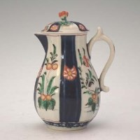 Lot 227 - Worcester lidded cream jug outside decorated.
