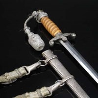 Lot 70 - German army dagger.