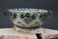 Lot 175 - Macintyre Moorcroft twin handled bowl circa