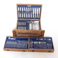 Lot 211 - Oak cased canteen of kings pattern cutlery.