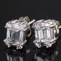 Lot 338 - 18ct white gold and diamond pair of earstuds