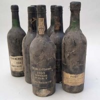 Lot 72 - 8 bottles of port.