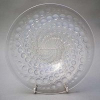 Lot 90 - Lalique volute pattern.