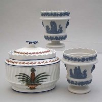 Lot 146 - Pair of Pratt vases and sucrier.