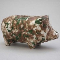 Lot 156 - Sponge ware pig money box