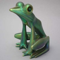 Lot 214 - Zsolnay Pecs frog