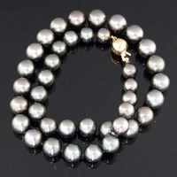 Lot 333 - Tahitian graduated pearl necklace