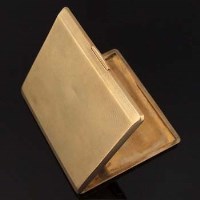 Lot 360 - 9ct gold cigarette case, Birmingham 1935