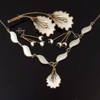 Lot 378 - Norwegian necklace, brooch and earrings