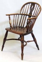 Lot 660 - Ash and elm bow backed Windsor chair