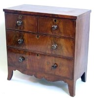 Lot 724 - Early Victorian mahogany small chest