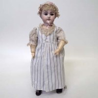 Lot 73 - Simon & Halbig doll