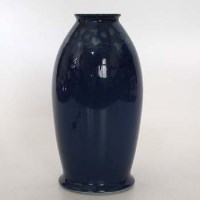 Lot 157 - Ruskin vase   painted with a vine leaf border on