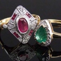 Lot 339 - Emerald and diamond pear shaped cluster ring and