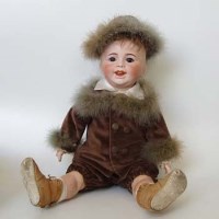 Lot 532 - SFBJ French laughing jumeau doll.