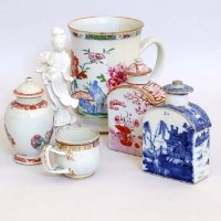 Lot 551 - Two 18th century chinese tea caddies, three other