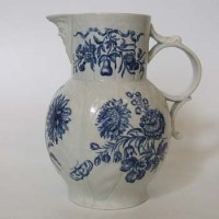 Lot 571 - Worcester mask jug