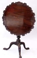 Lot 769 - George III style snap top table with bird case