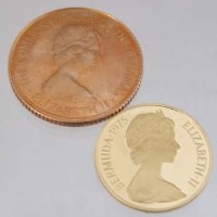 Lot 250 - Bahamas 1973 gold independence fifty dollars
