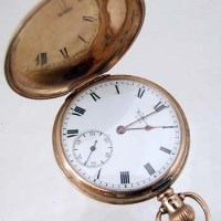 Lot 360 - Waltham 9ct gold Hunter pocket watch with royal