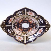 Lot 573 - Crown Derby diamond shape dish