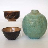 Lot 582 - Doulton vase, 2 bowls, jug, figure of a rhino and