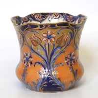 Lot 591 - Macintyre Moorcroft florian jardiniere