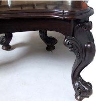 Lot 688 - Victorian mahogany extending dining table