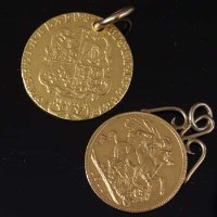 Lot 233 - George III gold guinea, 1775 (holed); George V