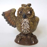 Lot 622 - Cobridge stoneware Octavia the Owl DB.3549