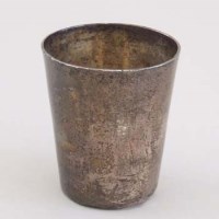 Lot 271 - George III silver beaker.