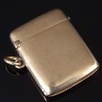 Lot 298 - Nine carat gold vestas cases, 15g