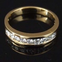 Lot 344 - Half eternity ring